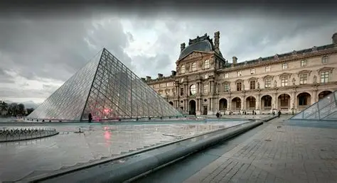 “Robo del siglo” en el Louvre: las 8 joyas extremadamente valiosas que se llevaron los ladrones
