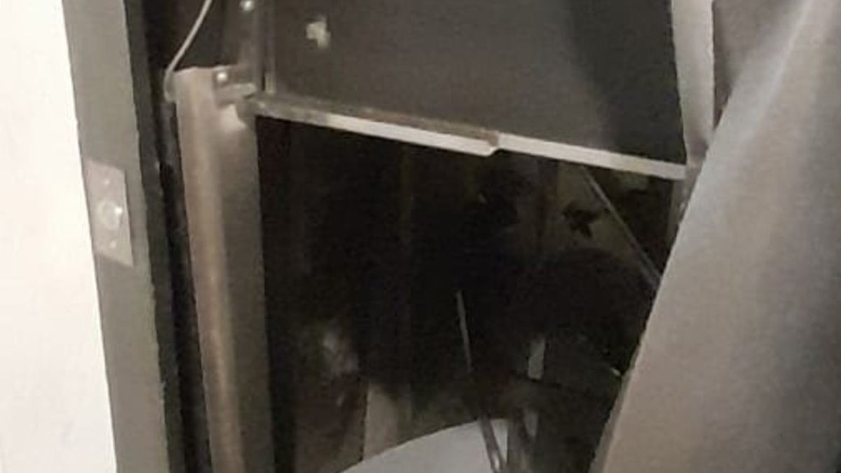 Noche de terror en Palermo: un ascensor se desplom&oacute; y nueve chicos quedaron atrapados.