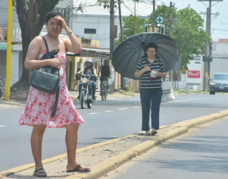 Caluroso con probabilidad de tormentas aisladas: el tiempo este viernes 2 de enero en Corrientes