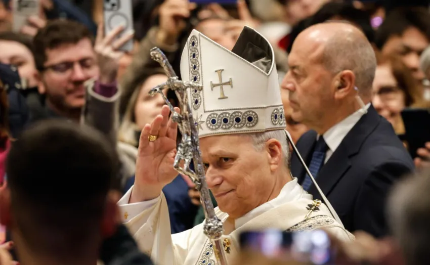 El papa León XIV llamó a construir la paz con perdón y no con armas