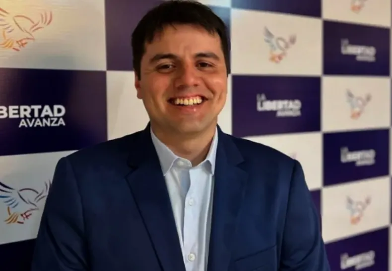 “HAY QUE SENTAR LAS BASES PARA APUNTALAR EL CRECIMIENTO Y BAJAR LA INFORMALIDAD”