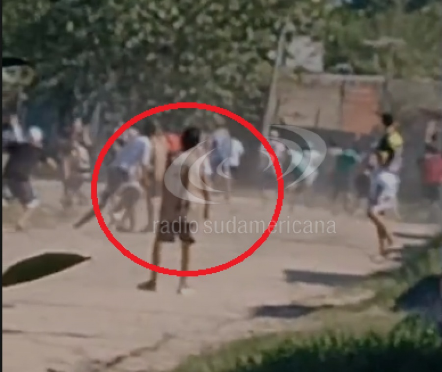 TREMENDA BATALLA CAMPAL EN UN ASENTAMIENTO INVOLUCRÓ A MÁS DE 50 PERSONAS