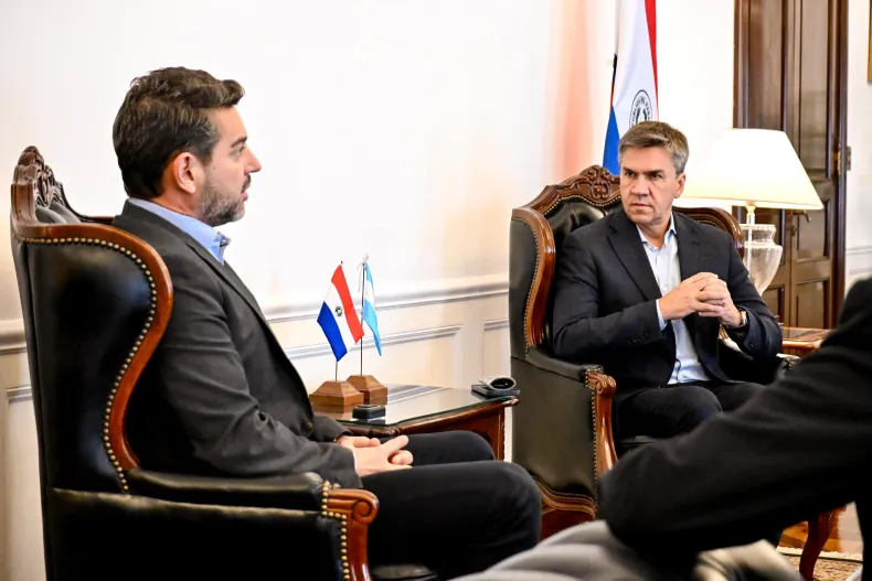 REUNIÓN CLAVE PARA IMPULSAR EL PUENTE ENTRE CHACO Y PARAGUAY