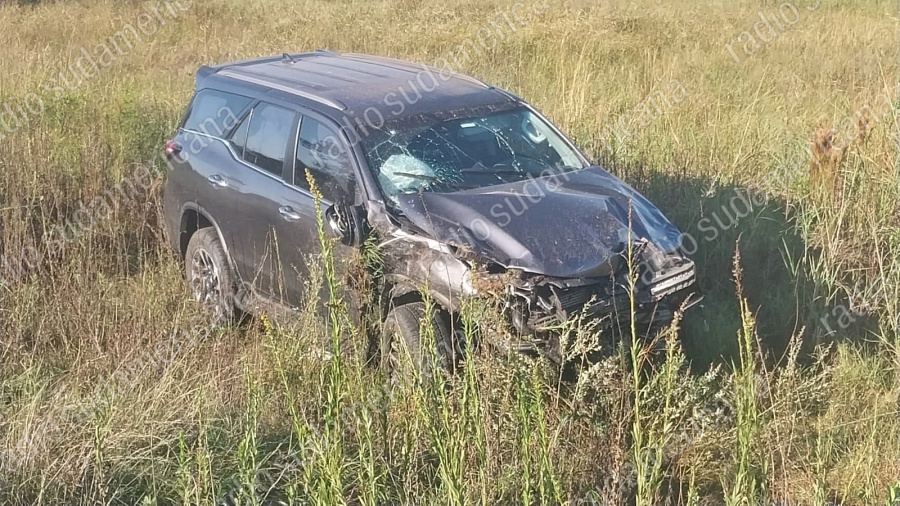 CONDUCTOR CHOCÓ CONTRA UN POSTE DE LUZ: DIO POSITIVO EN ALCOHOLEMIA