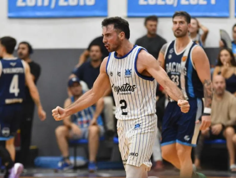 REGATAS VA POR EL PASE DIRECTO A LOS CUARTOS