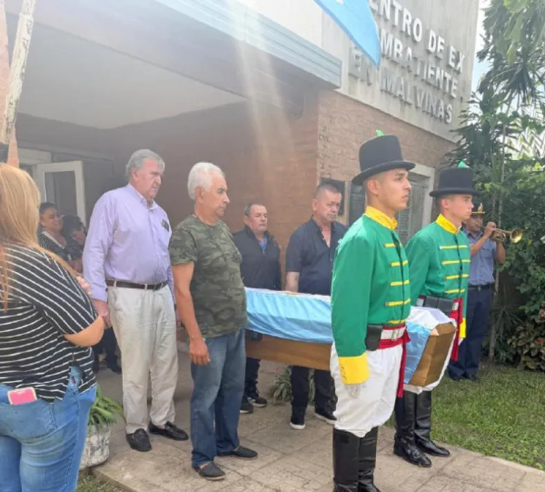 FALLECIÓ ALFREDO SILVERO, UNO DE LOS “APÓSTOLES” QUE VOLVIÓ A MALVINAS