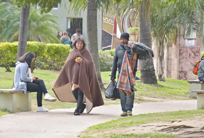 CORRIENTES: ANUNCIAN TORMENTAS FUERTES PARA EL DOMINGO Y DESCENSO EN LA TEMPERATURA
