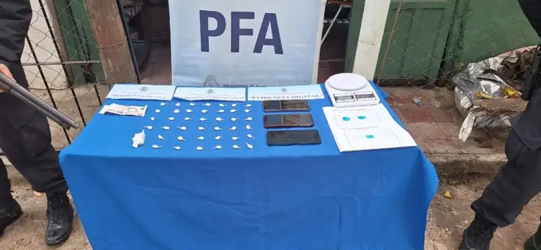 LA POLICÍA FEDERAL ARGENTINA DESBARATÓ UN PUNTO DE VENTA DE DROGAS EN CORRIENTES