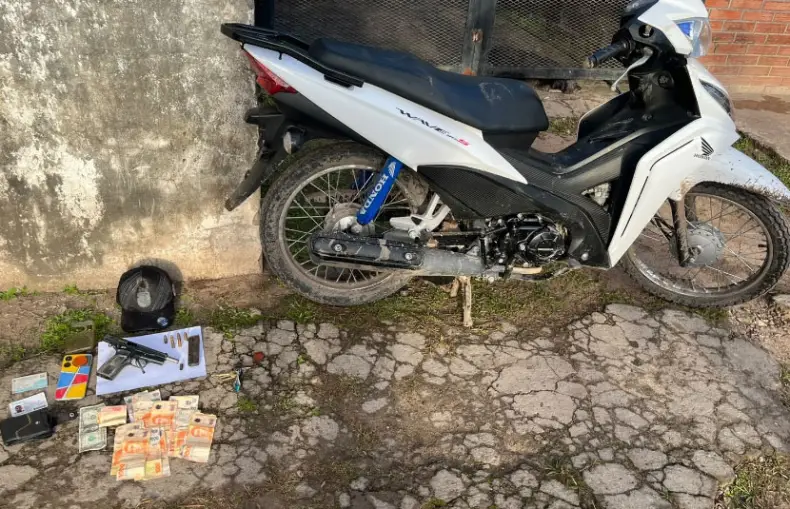 VECINOS JUSTICIEROS: GOLPEARON A UN MOTOCHORRO QUE ASALTÓ A UN HOMBRE