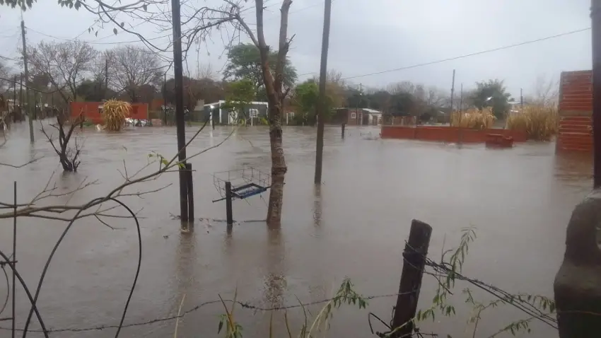 TEMPORAL EN CORRIENTES TRAS ALERTA AMARILLA EMITIDO POR EL SERVICIO METEOROLÓGICO NACIONAL
