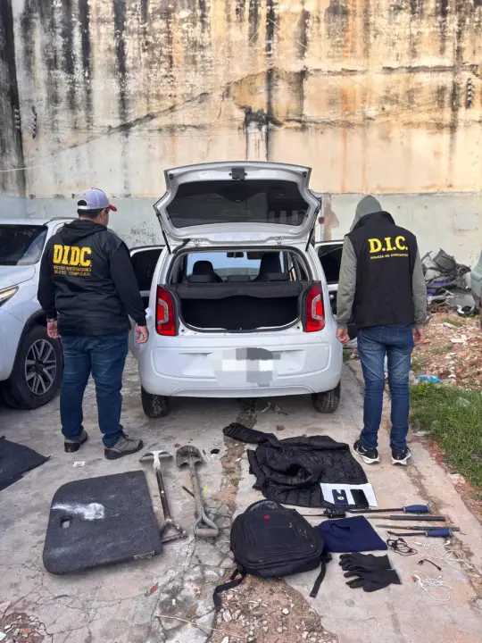 CINCO ALLANAMIENTOS TERMINARON CON SECUESTROS Y LA DETENCIÓN DE UN HOMBRE BUSCADO POR LA JUSTICIA